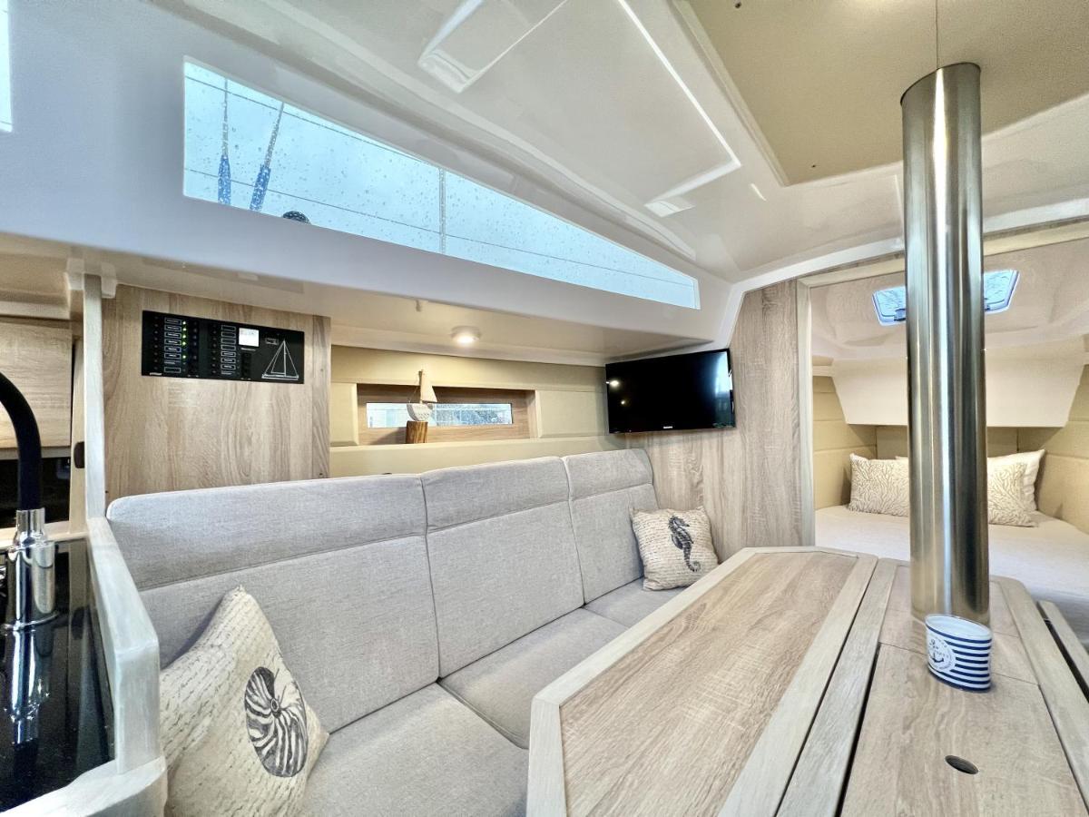 Hausboot Segelyacht Nui Hotel Burgtiefe auf Fehmarn Eksteriør billede