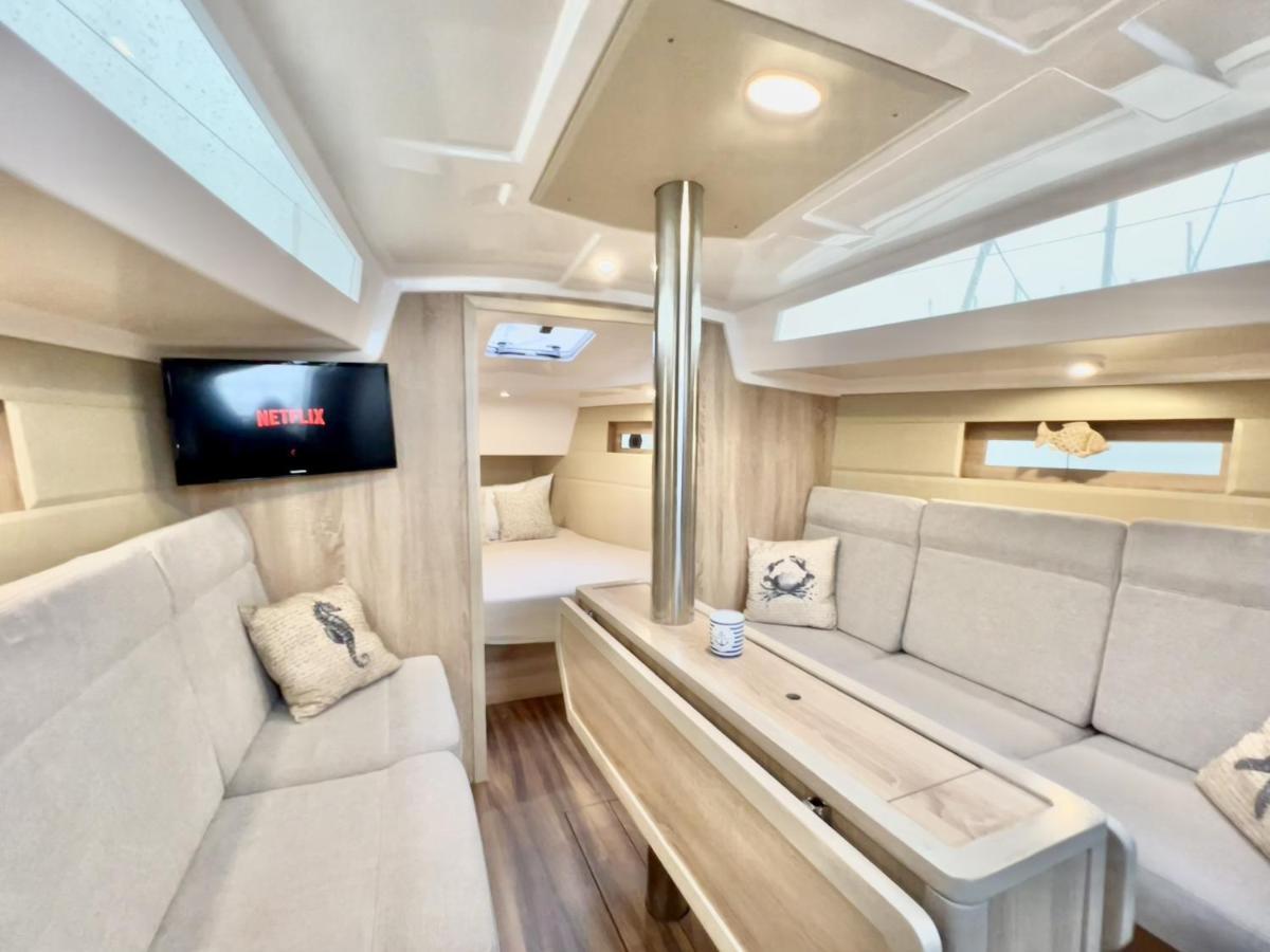 Hausboot Segelyacht Nui Hotel Burgtiefe auf Fehmarn Eksteriør billede